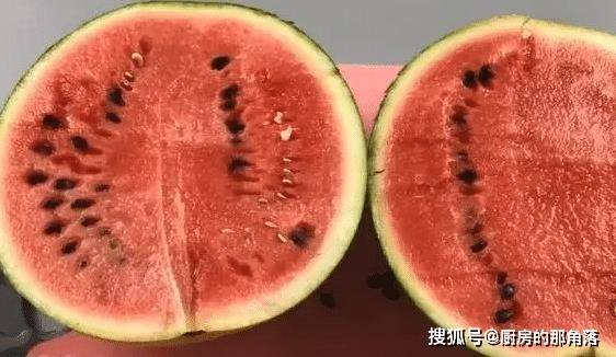 2d718aeedfb148fea65e902245eff7a5.jpeg