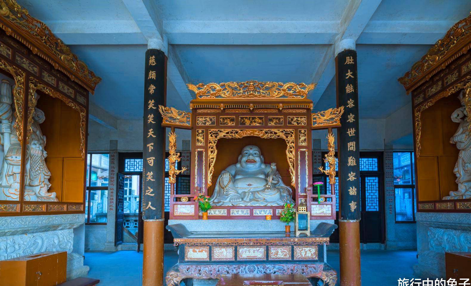 南岳一古刹,建于海拔1300米上,是道教与佛教相结合的寺庙_封寺