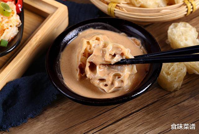 c1e47e4db1f3405ea9b068eeffee5fa5.jpeg