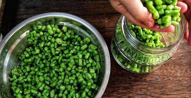 蒜头怎样保存的时间更长 ef5a46fb4d2048f79a498b9385932e30.jpeg