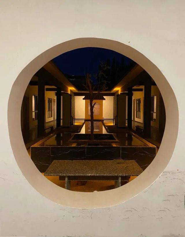 西北敦煌,不被吵杂喧闹所打扰,一家设计有所讲究的民宿,有谁不爱呢?