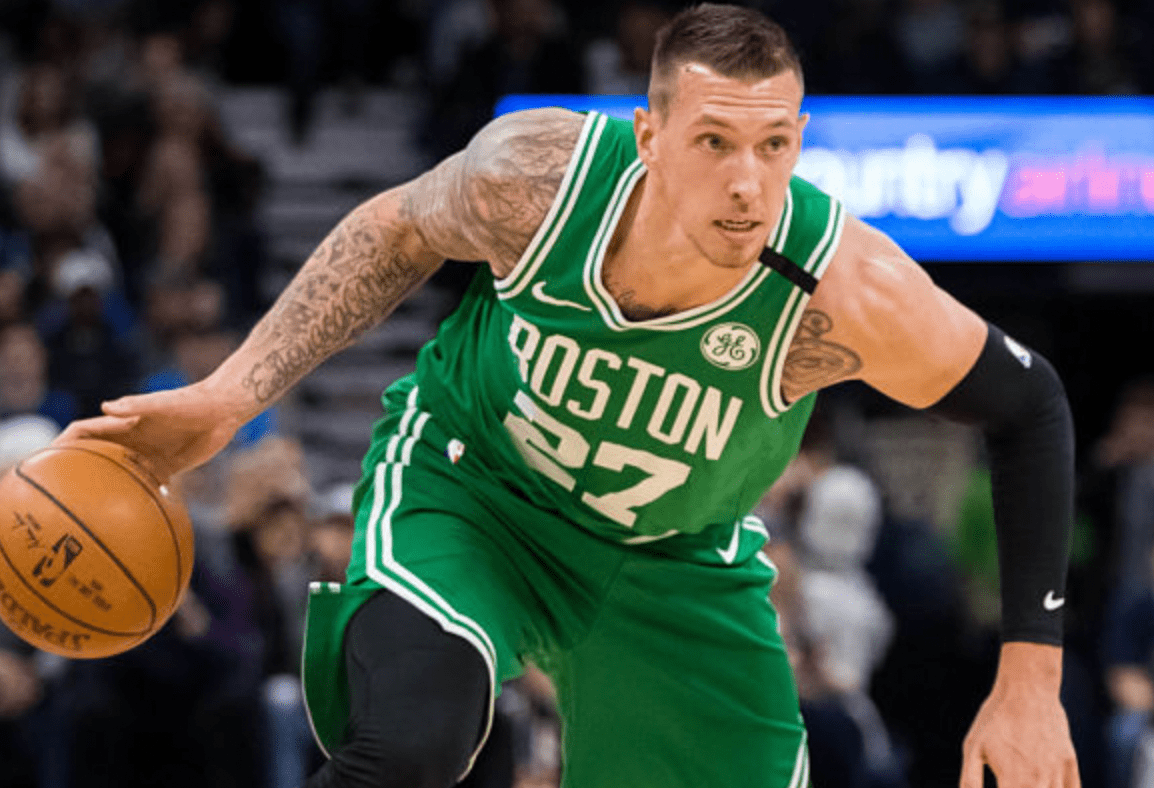 独行侠应签下他,他是争冠的开始?_泰斯