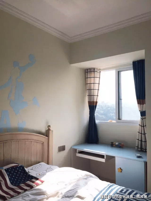 飘窗不砸怎么做书桌 115831781c3047208f479a16594fffd6.png