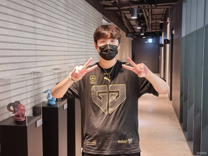 采访:有想交手的ad选手吗?