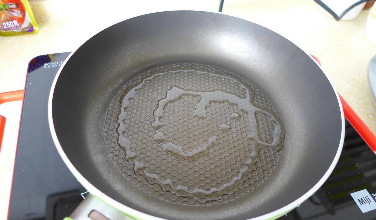 目前最好用的不粘锅 60e1c35264344142b745fc32cc4c416f.jpeg