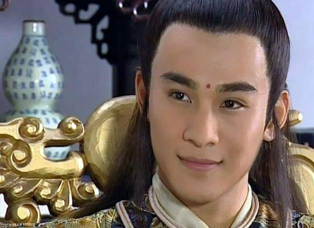 当时乔振宇饰演的赛华佗欧阳明月也成为剧迷心中的天涯四美之一