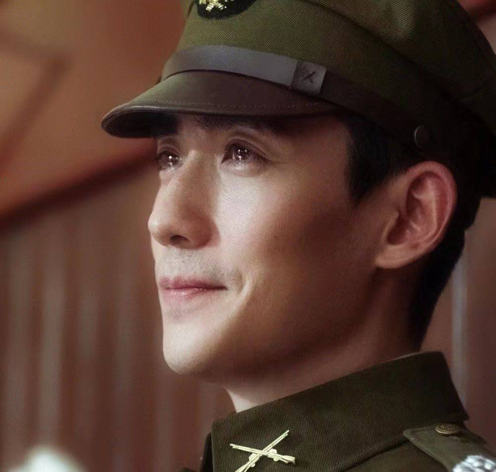 原创叛逆者顾慎言牺牲林楠笙哭得像个孩子朱一龙的表演揪心