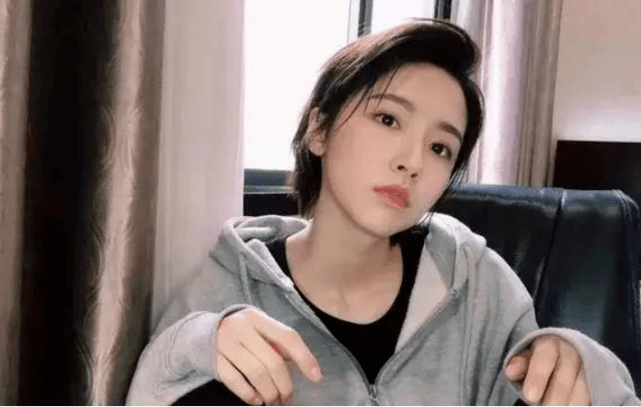 这才是真正的情感主播 36a2baf8ab81433fb4def369e8fa369d.png