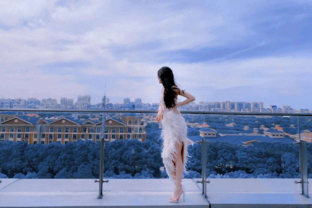 迪丽热巴壁纸绝美的身材超高的颜值360度无死角的美