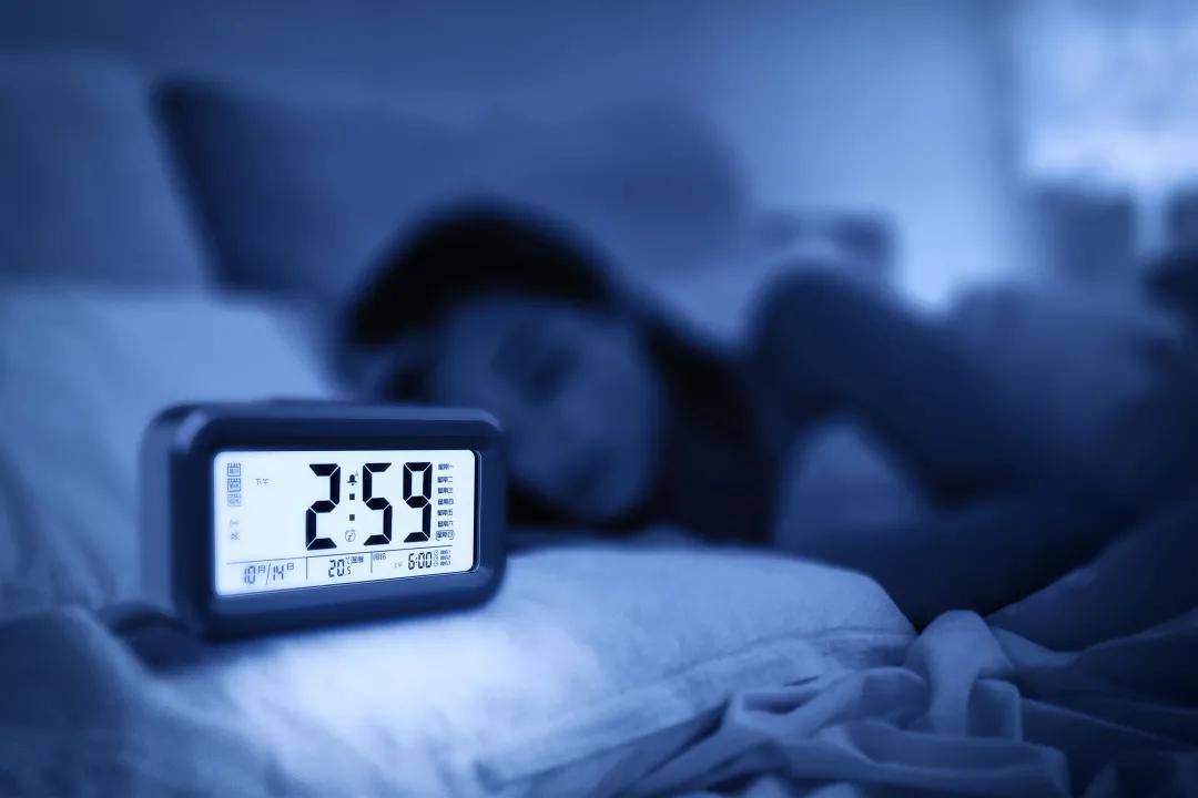 原创
经常熬夜更易缺啥营养?营养师都没猜全
熬夜如何危害健康?为什么熬夜容易胖人呢?熬夜容易缺乏哪些营养素?经常熬夜如何补充营养?小结