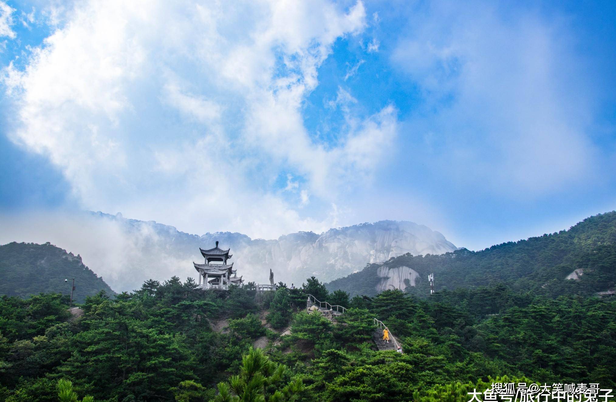 战斗民族超级喜爱的一座山,山下有个俄罗斯村,国人去的却不多