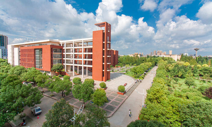 长江大学荆州学院图片
