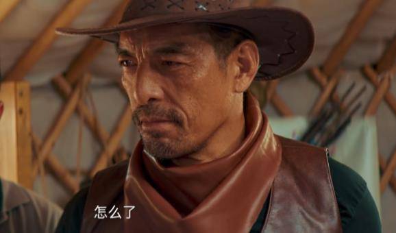 原创《漠北追击》上映,缉毒英雄激战戈壁滩,一部短小精悍的电影