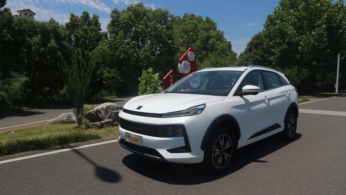 试驾思皓qx十万级别紧凑型suv再添新秀内外兼修动力十足