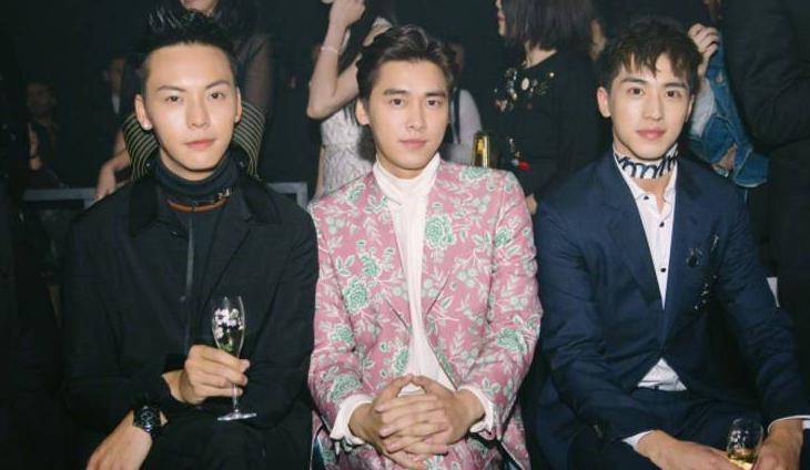 拥抱主旋律为拍戏晒成这样陈伟霆会成为下一个彭于晏吗