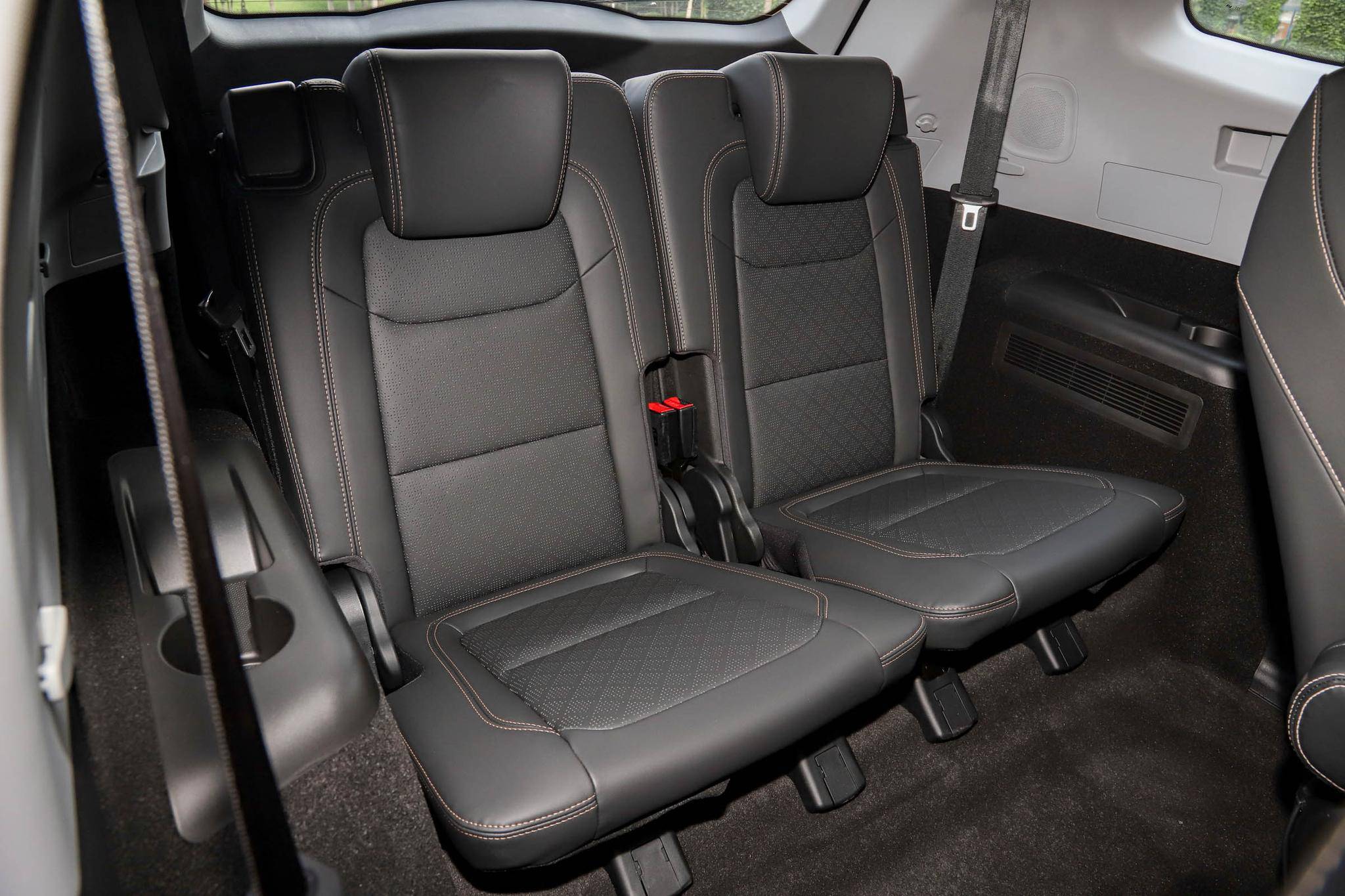 油耗63l的中型suv大6座独立式座椅设计价格实惠实拍瑞虎8