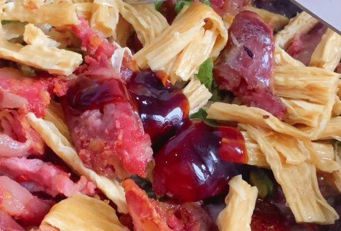 原创腊肠炒腐竹这样做太好吃鲜香爽口营养美味老少皆宜的美食