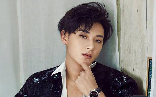 节目中吐槽杨紫,生活中把兄弟当“工具人”,黄子韬这也太损了