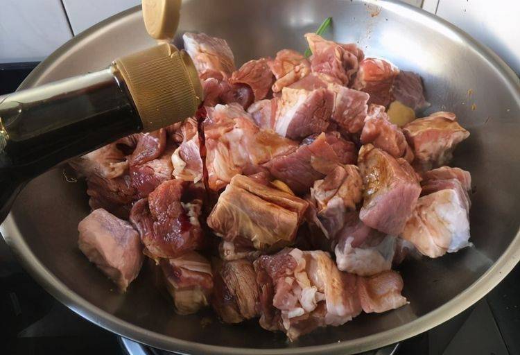 牛肉怎么炖简单 f9e193b059524390ae3ffc8ae5d911ae.jpeg