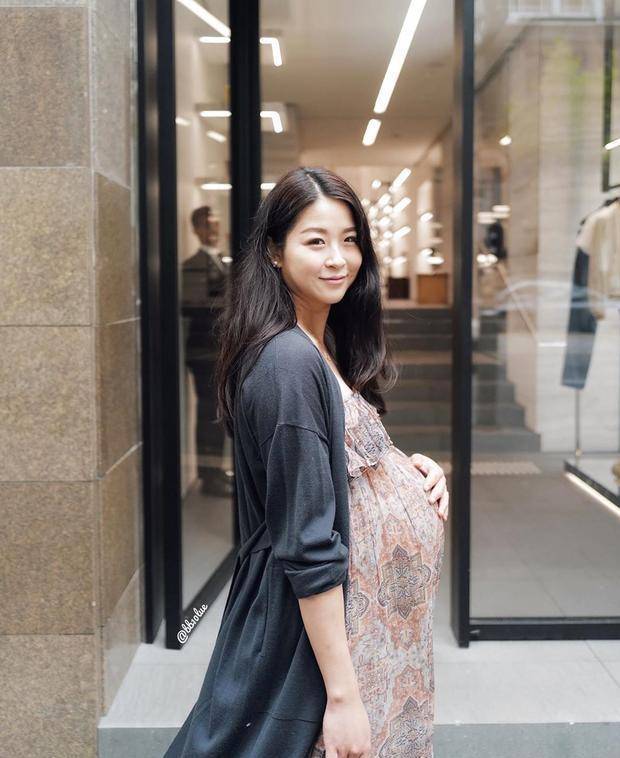 杨千嬅自曝医生在她的一堆肌瘤中找娃艰辛剖腹产子实属不易