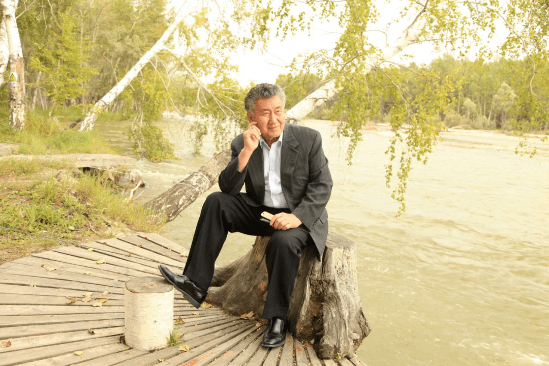 专访中国第一位维吾尔族院士吾守尔斯拉木