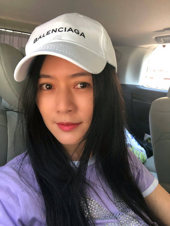 她成功嫁进豪门,跻身百亿富翁,却因丈夫入狱病死,如今活成这样_田海蓉