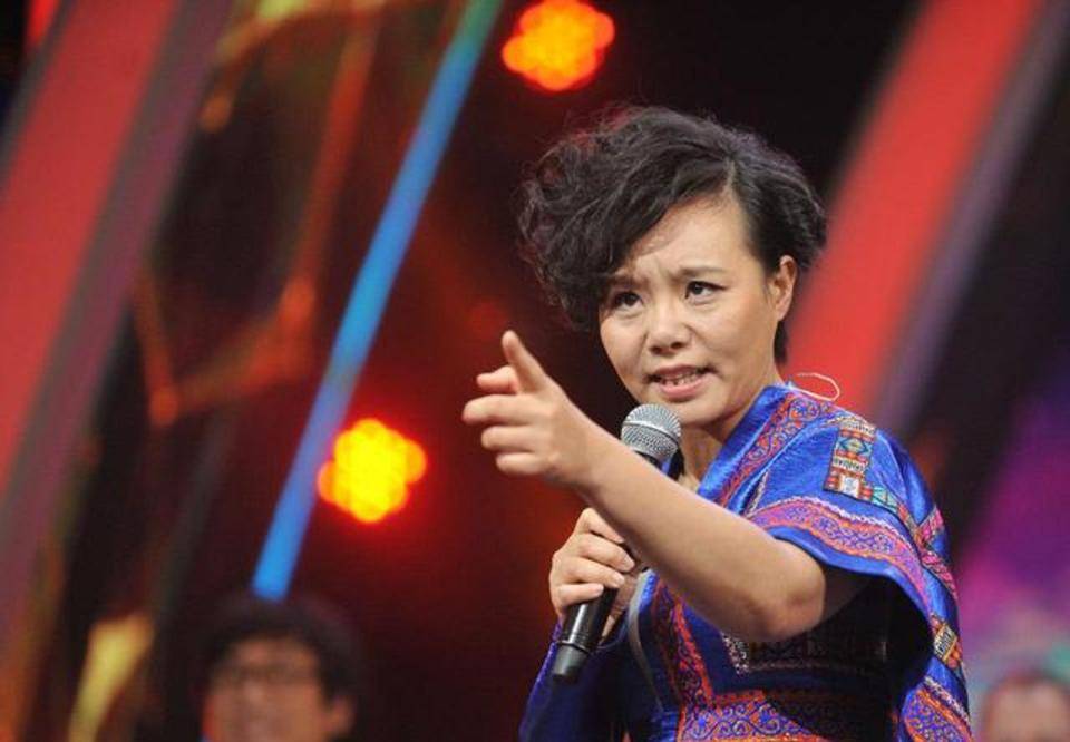 原创应采儿没对上嘴型其他明星也因假唱翻车网友现在谁还真唱啊