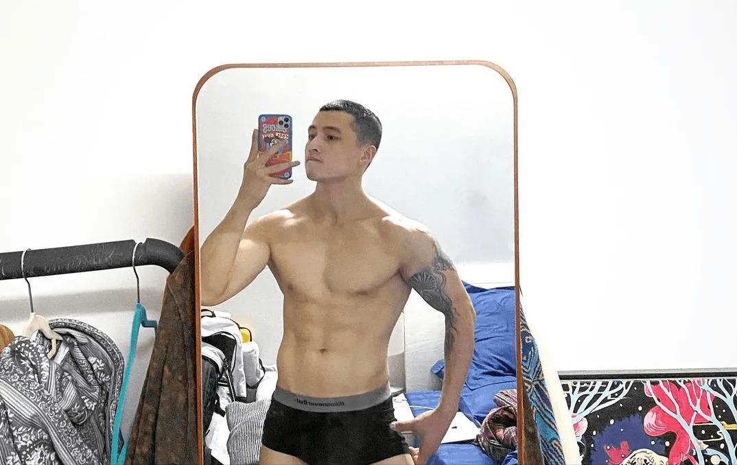 什么叫撸铁男孩 5bd8cee7897a4a55b78ef066ca007a4f.png