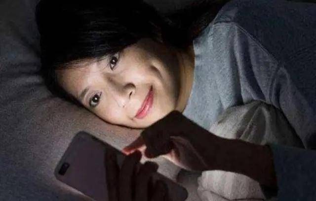 颈椎|拯救低头族 不能承受的颈椎之“痛”