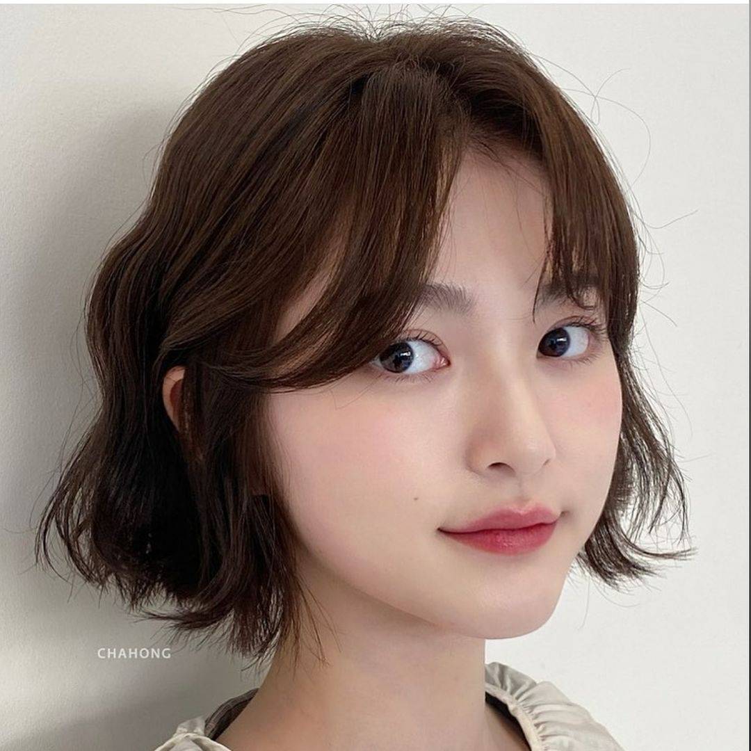 这16款发型很受欢迎,立体瘦脸又解暑,越来越多女性这样剪