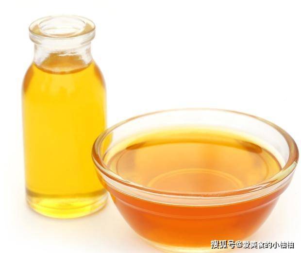 怎样选择食物油 321440ef2a244e0fac75bdb40dcf6bd3.jpeg