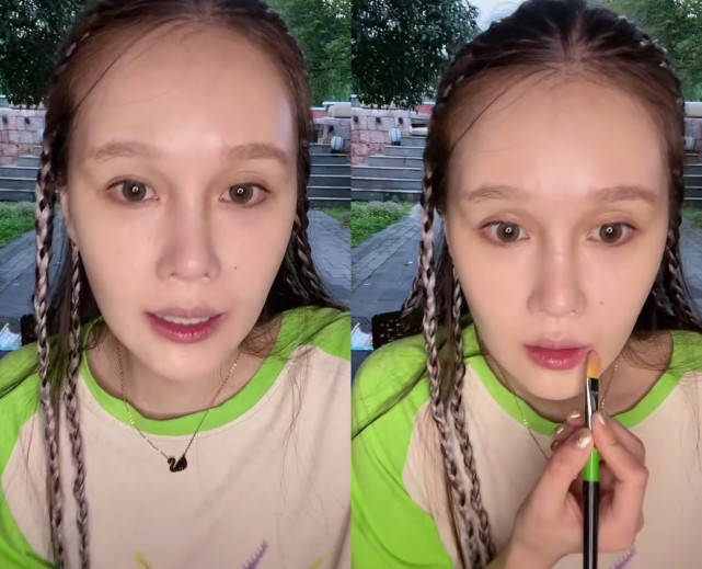 赵本山女儿全素颜直播秀恩爱,自曝处于生理期