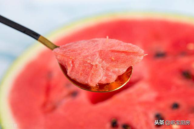 哪些食物属于寒凉生冷的食物 5b3dba95ff99494ca51b491aa1030dd3.jpeg