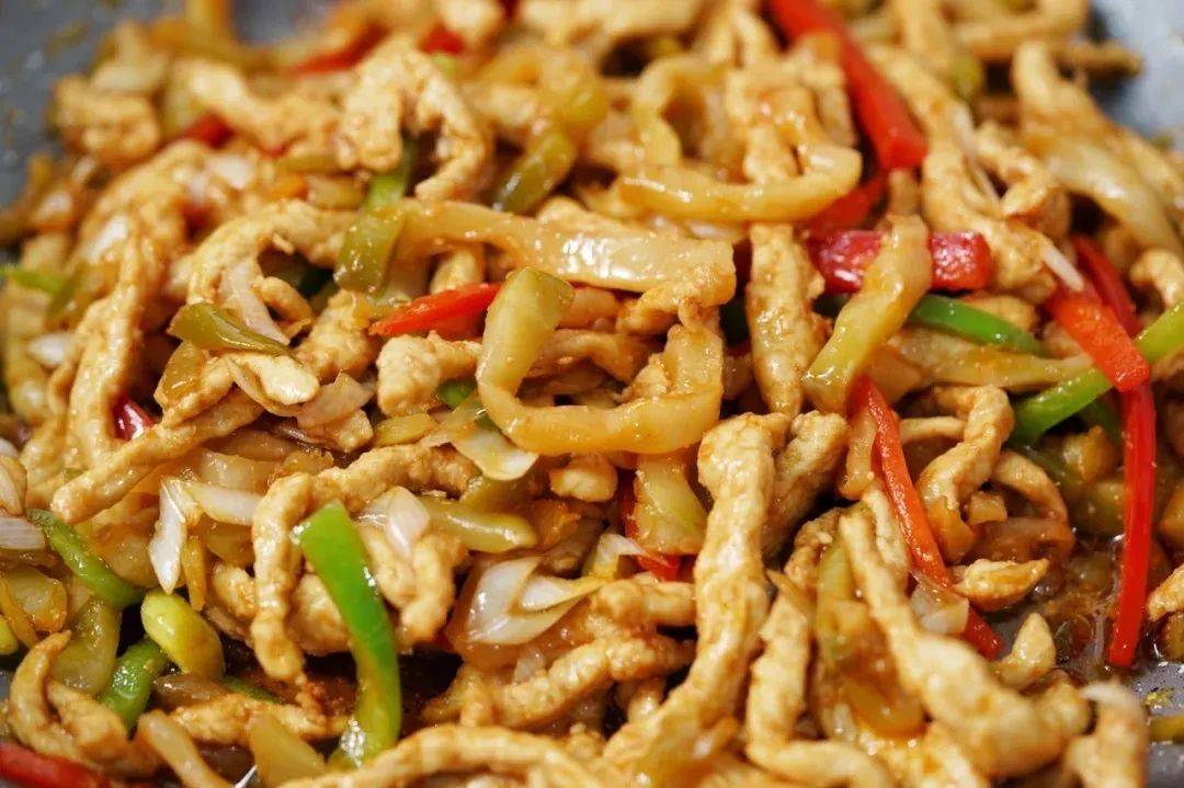 没有一碗米饭是榨菜肉丝解决不了的