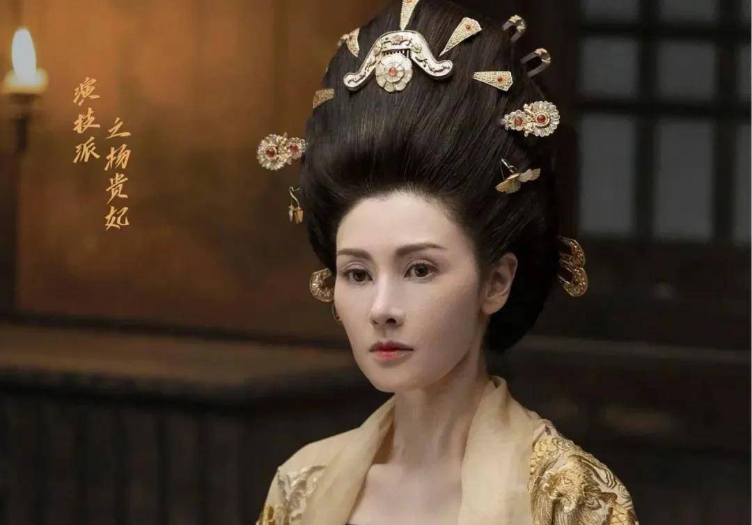 郭夫人|古风妆造博主，只凭一张图就让豆瓣网友惊呼“美的惊心动魄”