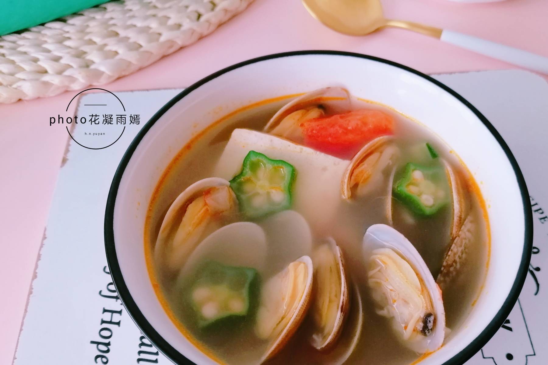 夏天喝什么汤祛湿气最好 95107c27788a440b980b7a5d9a7c03eb.jpeg