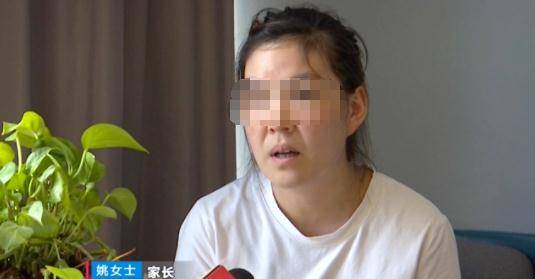 男童|贵州一4岁男童在幼儿园摔伤缝22针，家长怒索赔：少于8万免谈！