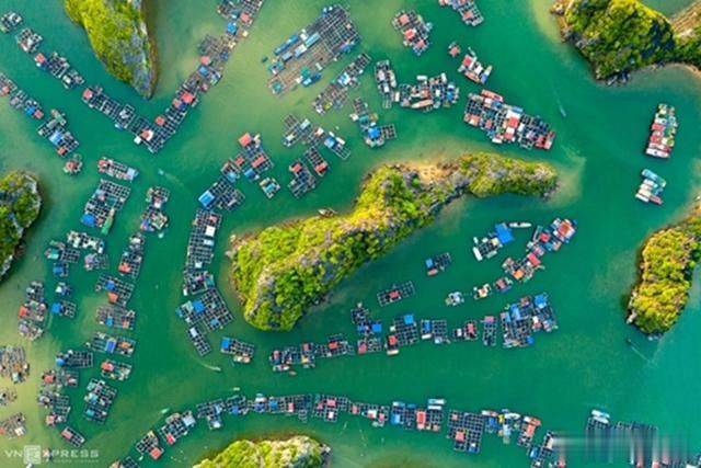 从高空俯瞰越南海防市兰夏湾的迷人景观