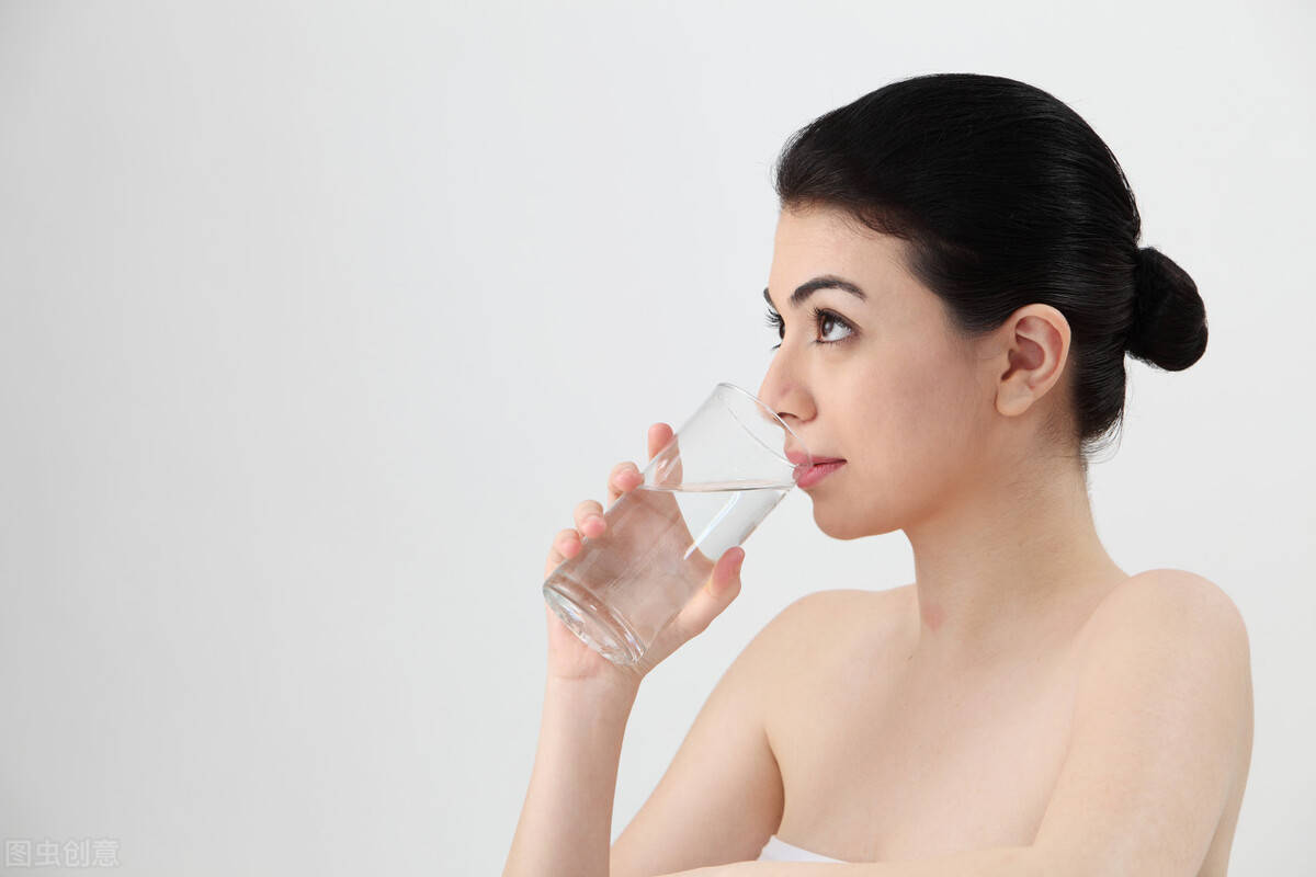 人体|女孩起床后有这3个好习惯，会越长越漂亮，全中的就等着变美吧