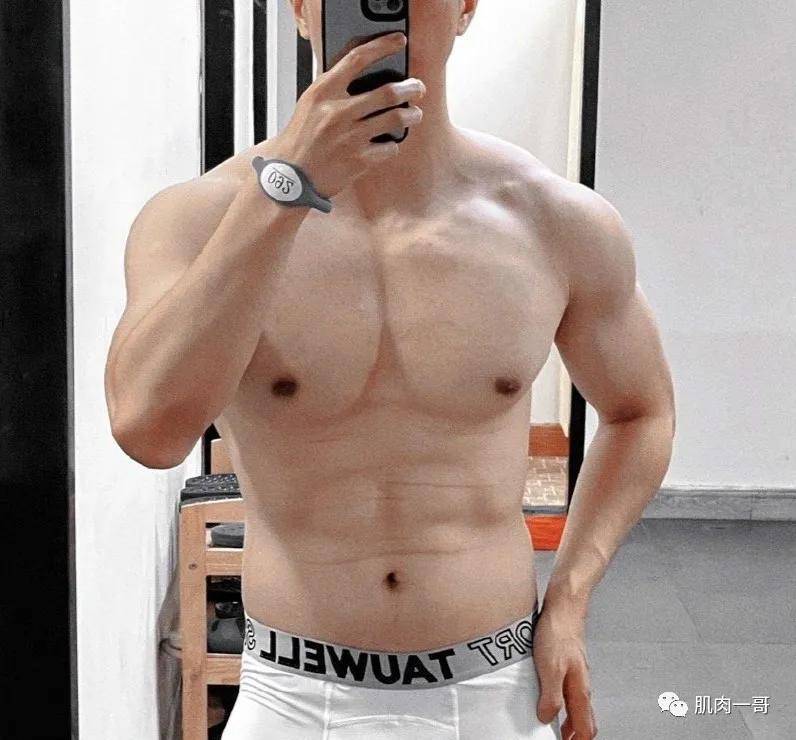 身材|25岁肌肉交警爆红网络，这是什么神仙肉体啊