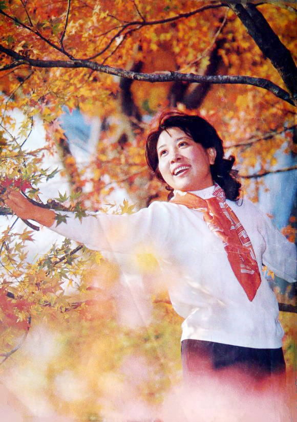 1963年,实验话剧团改名为上海青年话剧团,刘玉一直是团里的骨干演员.