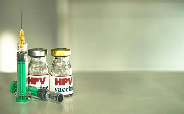 进口|42万人摇号，中签率不足2%，HPV疫苗为何“一苗难求”？