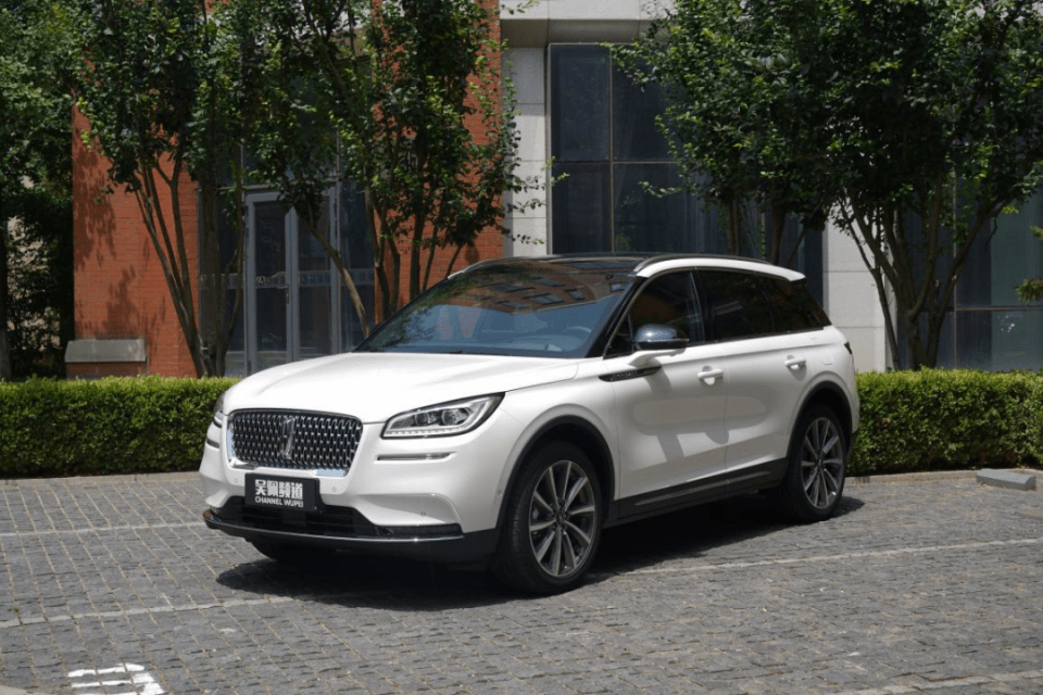 显得|冒险家这让人上瘾的仪式感，是取悦自己的开始