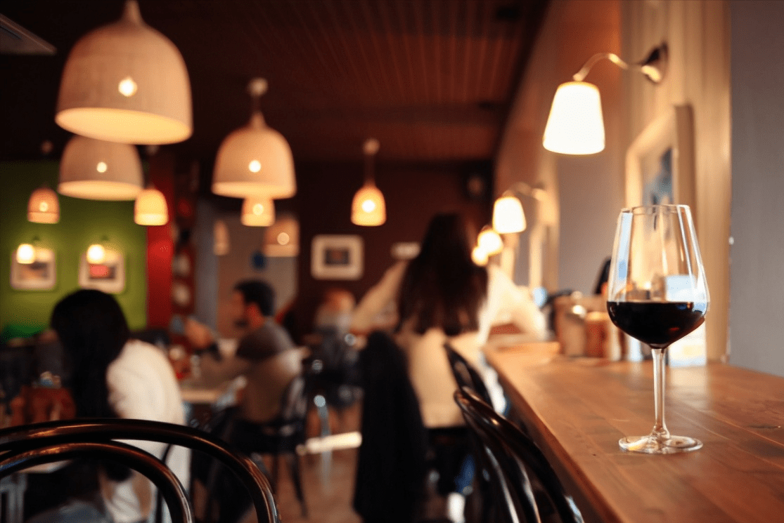 氧化|红酒知识丨隔夜的葡萄酒还能喝吗?