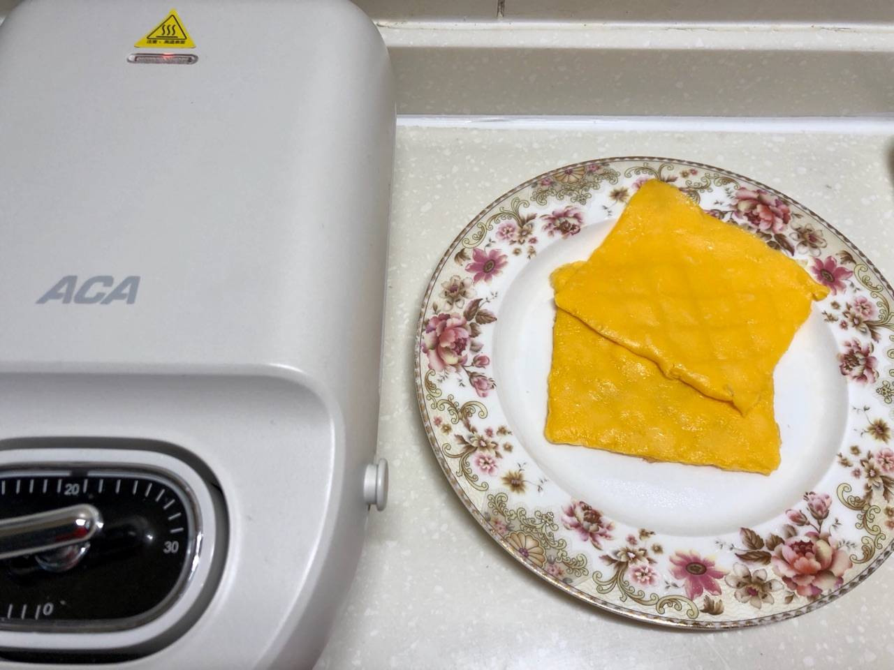 食材|早餐给家人准备个三明治，配上点牛奶，荤素搭配，营养丰富又健康