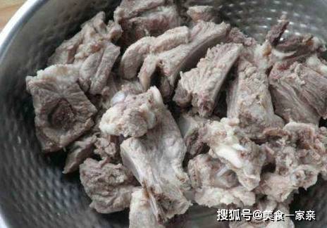 排骨汤怎么炖不腥不柴 a8c8d0e180e346c3ae8ece75c8a46ea2.jpeg