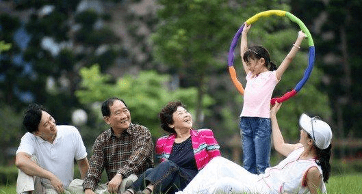 什么|60岁父母想生二胎，要女儿帮养遭拒：想都别想，我不是扶弟魔！