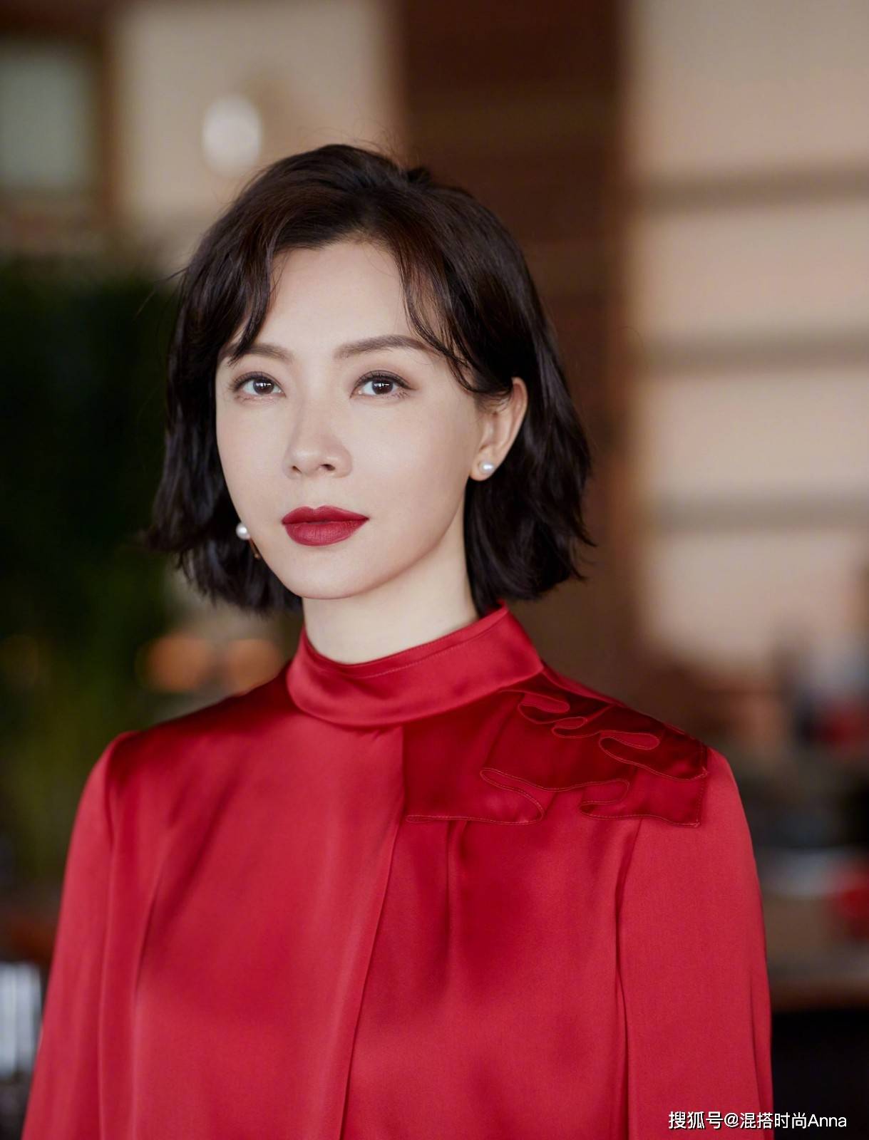 如何拥有气质魅力 eaf95a277948451eb808216116bedae8.jpeg