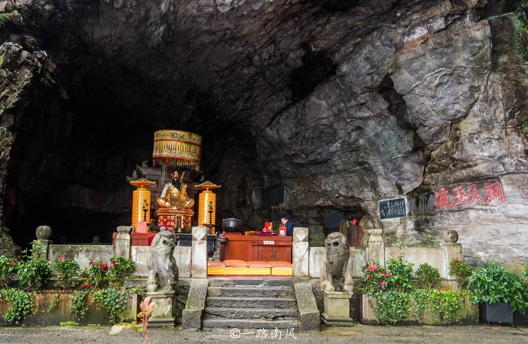 避暑|江西避暑名山，每天都是空调温度，李白为它写了一首闻名天下的诗