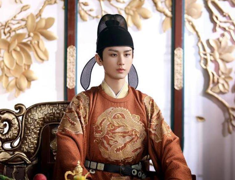 张予曦|继《琉璃》后,成毅又一古装剧未播先火,和女主再次合作令人期待